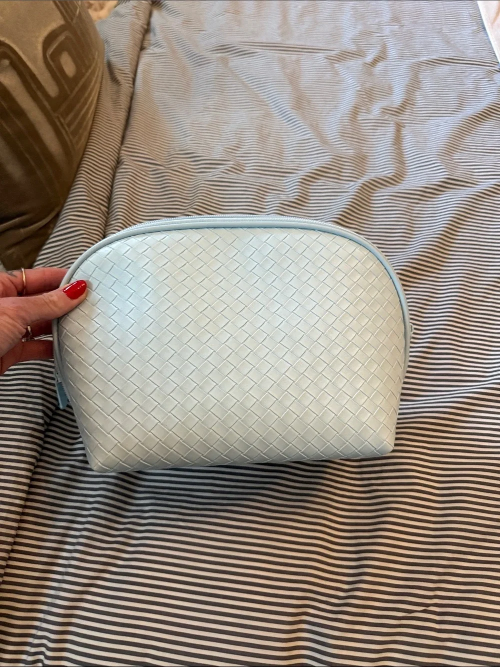 Light Blue Floral-Lined Women’s Cosmetic Pouch